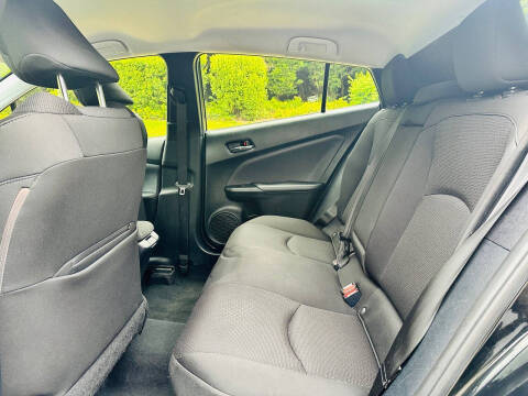 2021 Toyota Prius LE