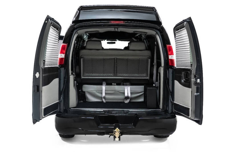 2017 Chevrolet Express 2500