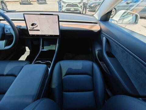 2019 Tesla Model 3 Mid Range