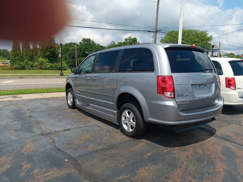 2013 Dodge Grand Caravan SXT