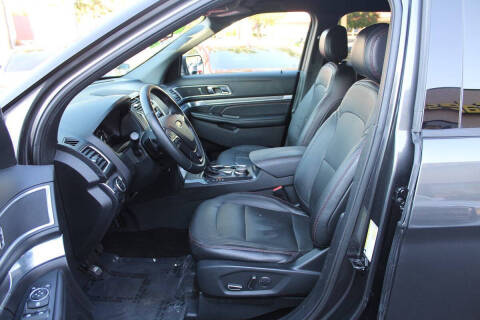 2017 Ford Explorer Sport
