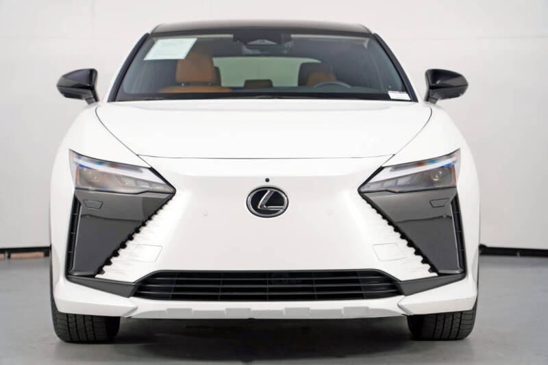 2023 Lexus RZ 450e