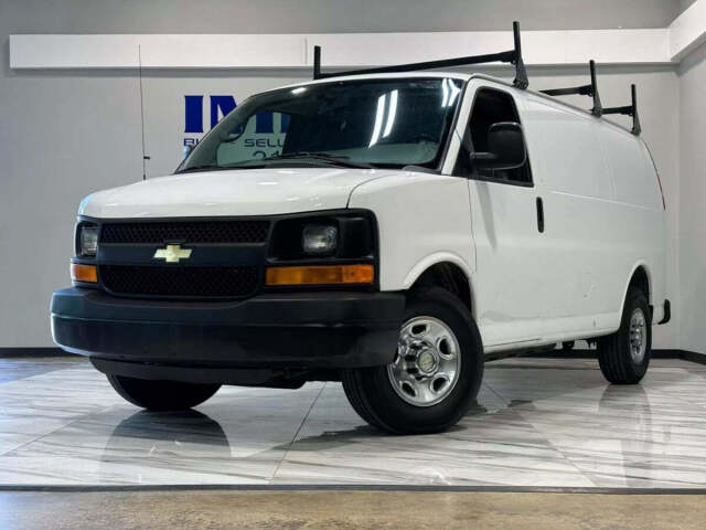 2015 Chevrolet Express for sale at IMD MOTORS, INC in Dallas, TX