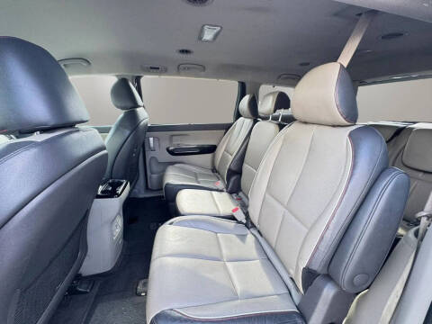 2016 Kia Sedona