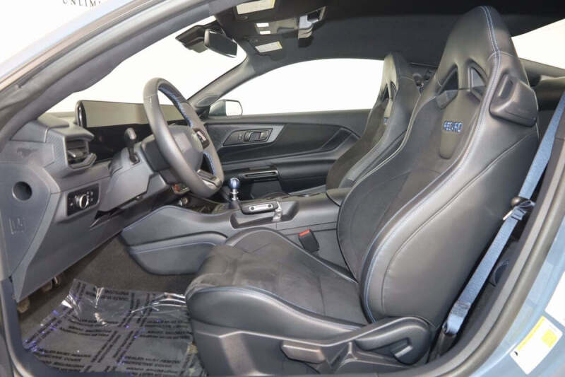 2024 Ford Mustang Dark Horse