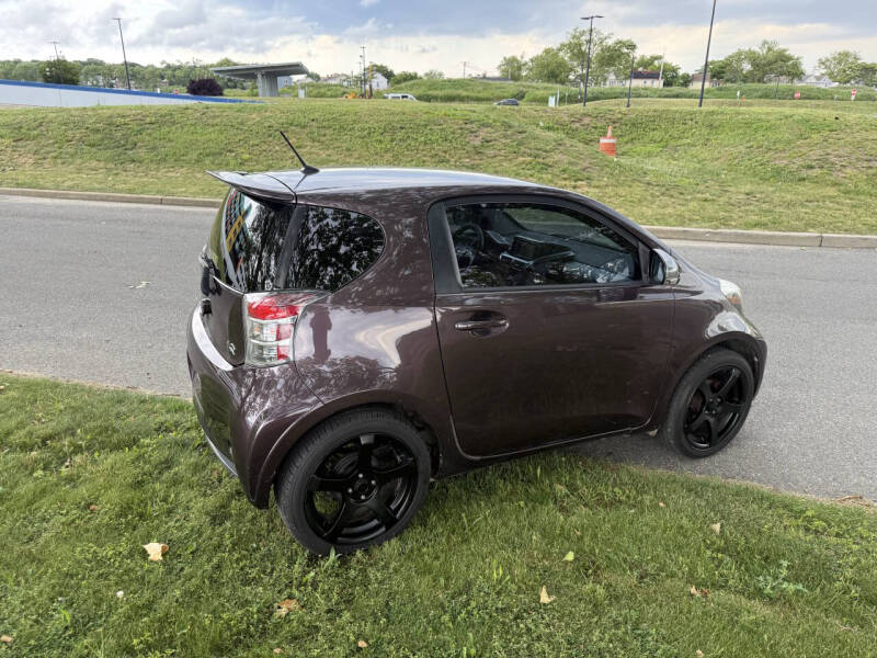 2014 Scion iQ