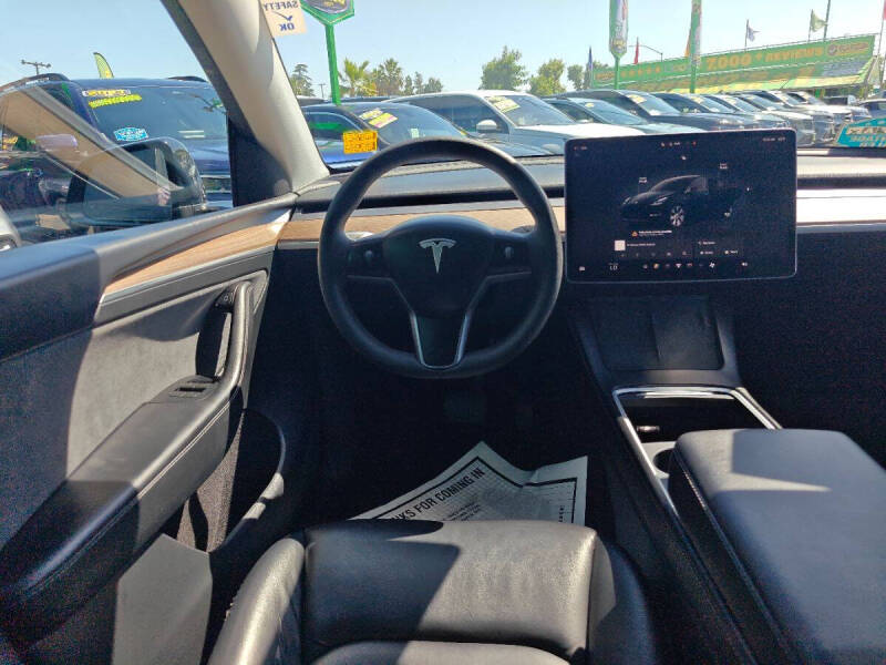 2024 Tesla Model Y Long Range