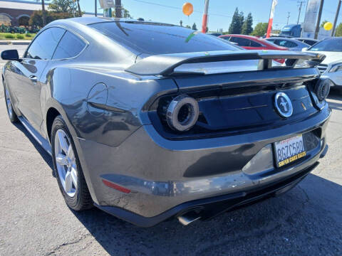 2019 Ford Mustang EcoBoost