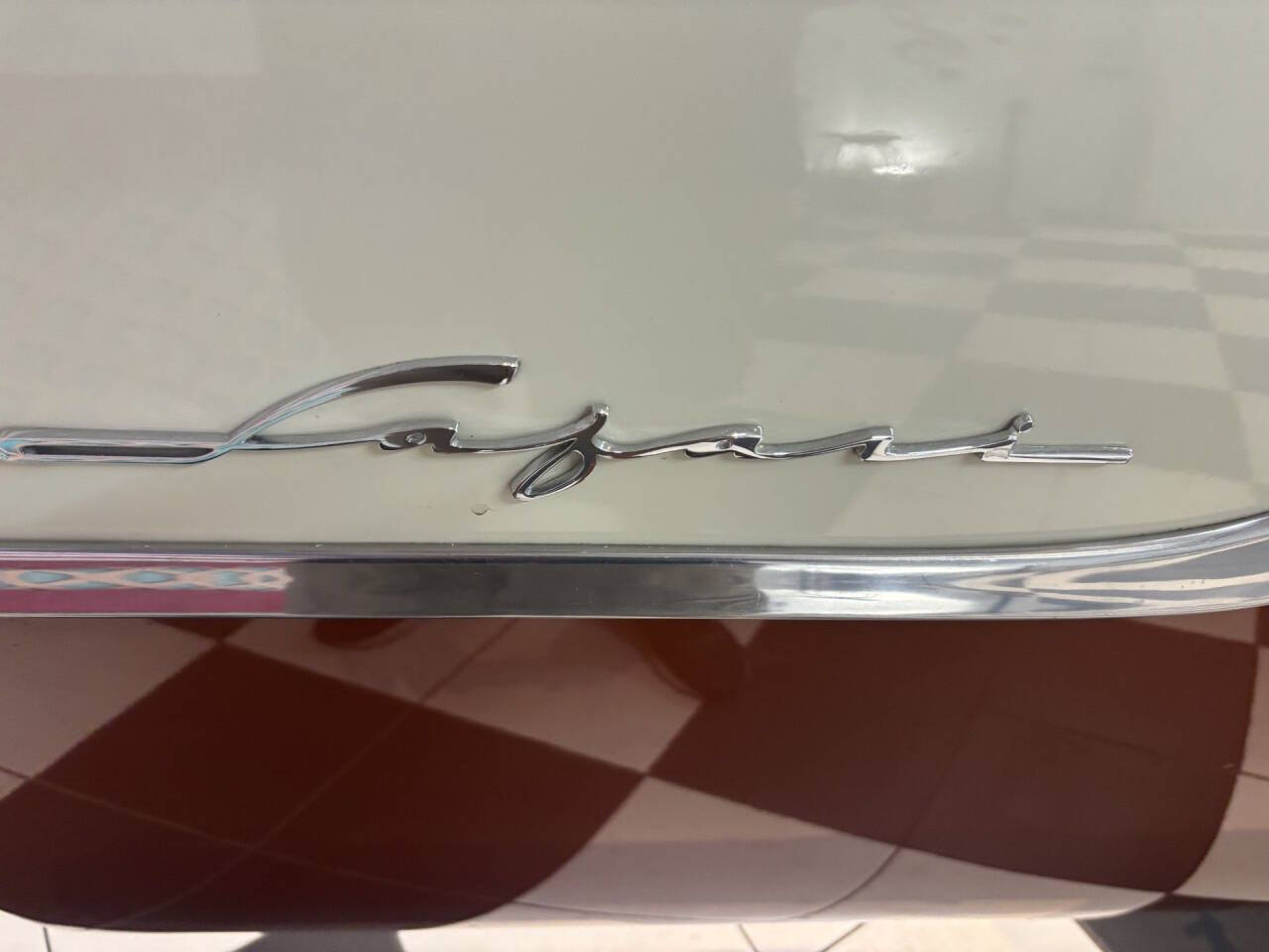 1955 Pontiac Safari 27