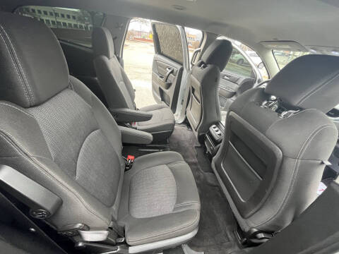 2017 Chevrolet Traverse LT