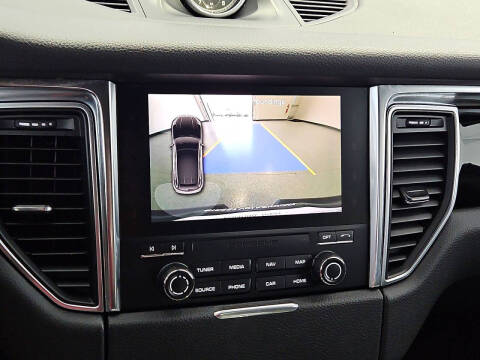 2018 Porsche Macan