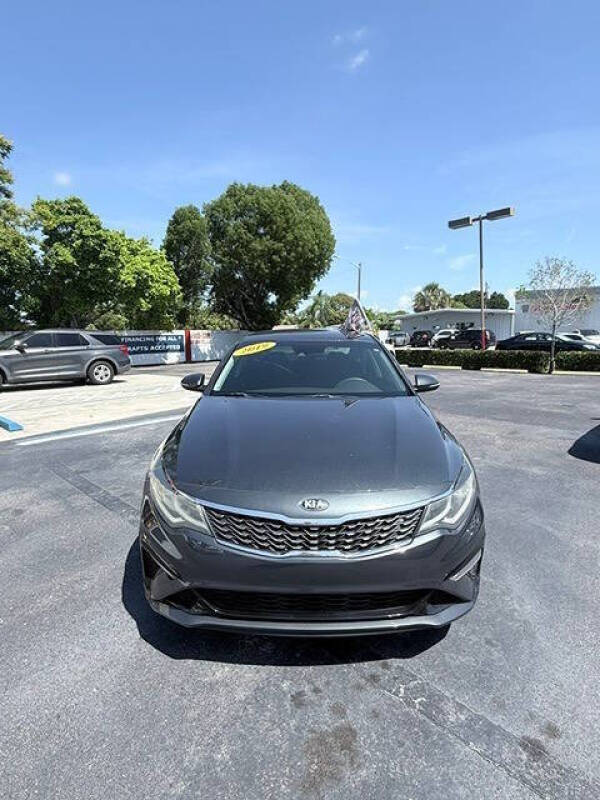 2019 Kia Optima LX