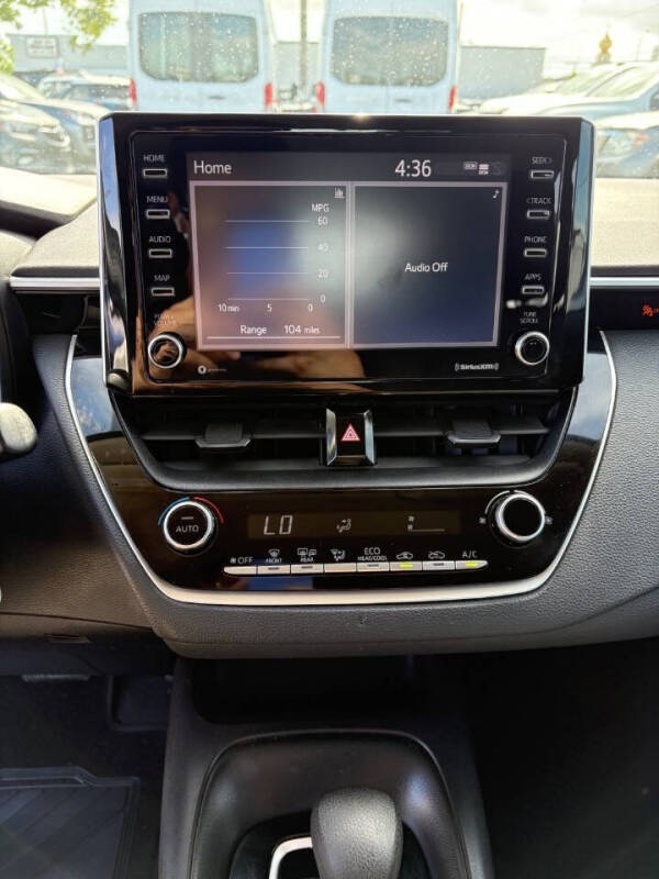 2021 Toyota Corolla LE