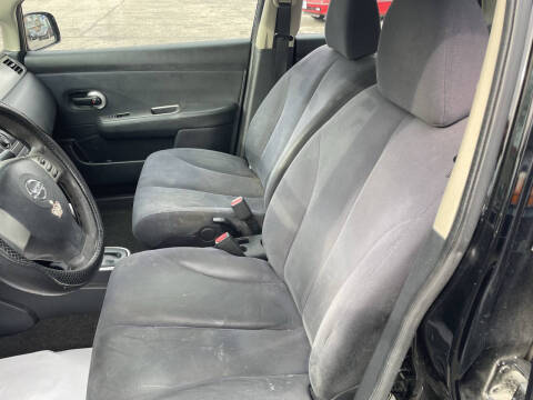 2008 Nissan Versa 1.8 S