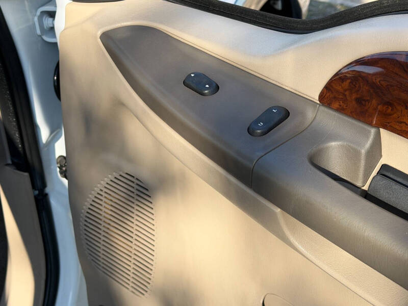 2000 Ford Excursion Limited