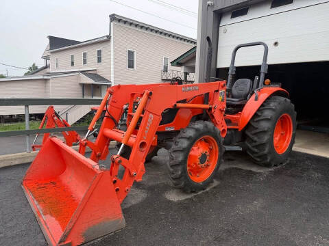 2008 Kubota M5040 Tractor w/ loader