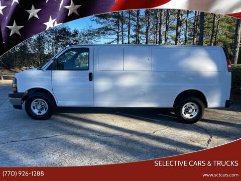 2019 Chevrolet Express for sale at SELECTIVE Cars & Trucks in Woodstock GA