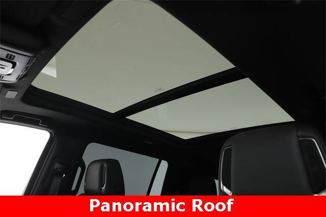 2025 Cadillac Escalade ESV Sport