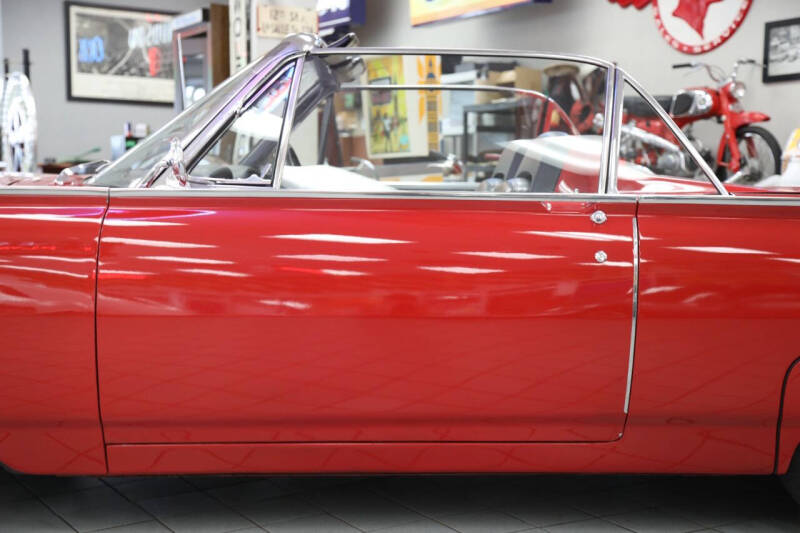 1961 Ford Thunderbird