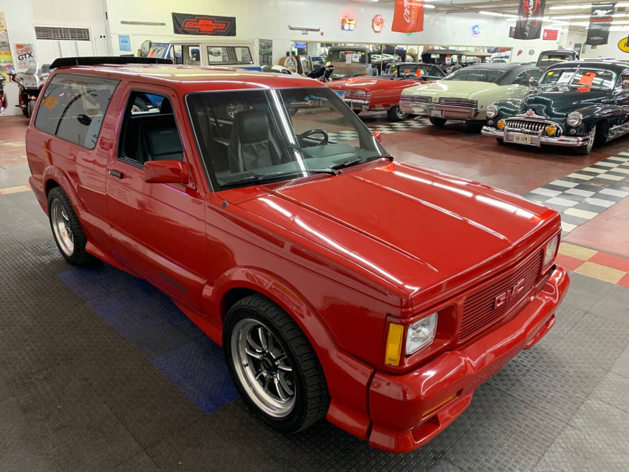 1992 GMC Typhoon 6