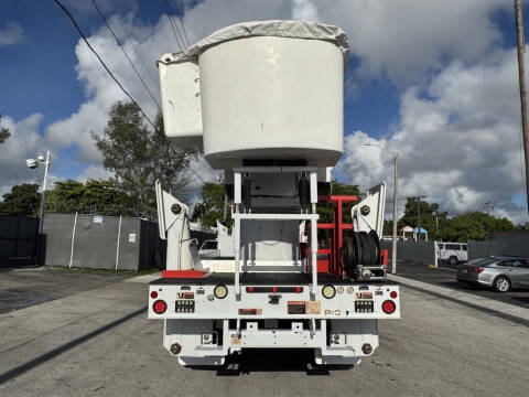 2015 Freightliner M2 112