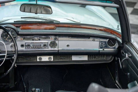 1970 Mercedes-Benz 280-Class