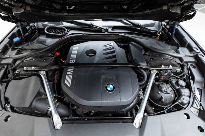 2023 BMW 7 Series 740i