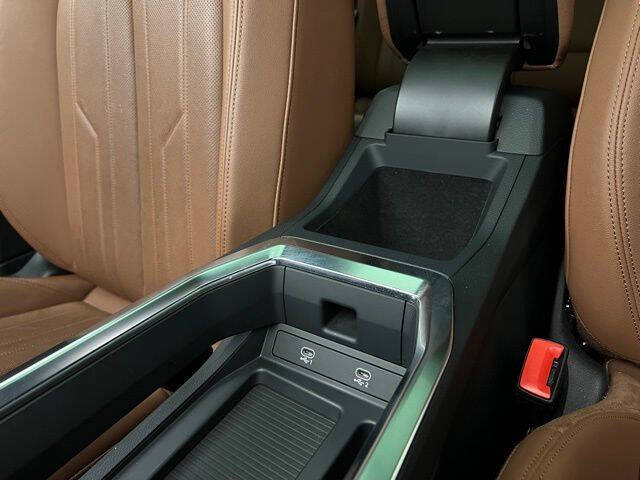 2021 Audi e-tron quattro Premium Plus