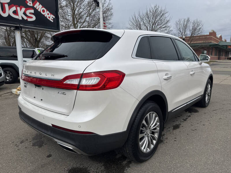 2017 Lincoln MKX Select