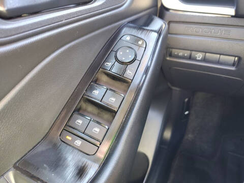 2025 Nissan Rogue S