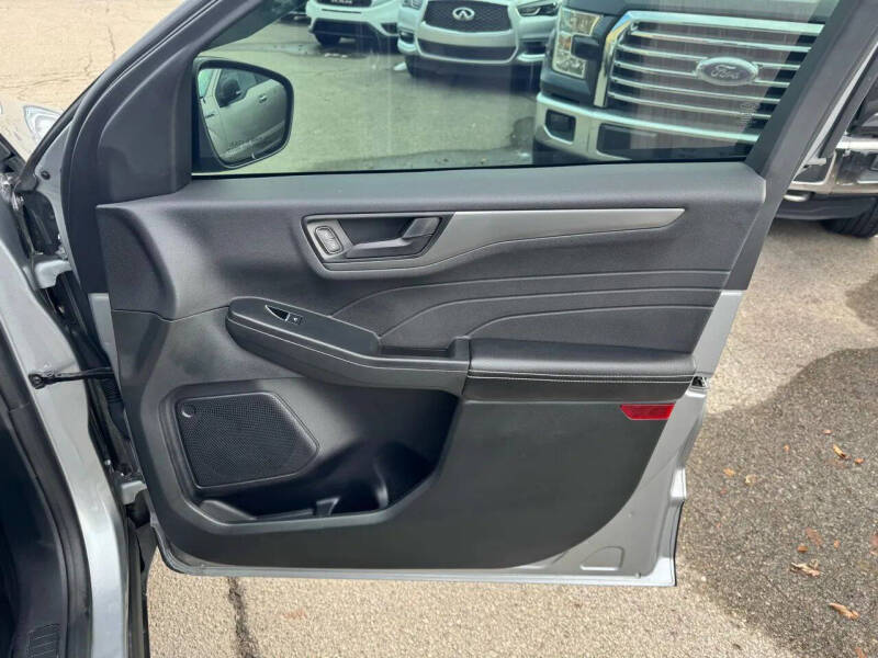 2023 Ford Escape Active