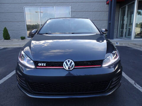 2017 Volkswagen Golf GTI S