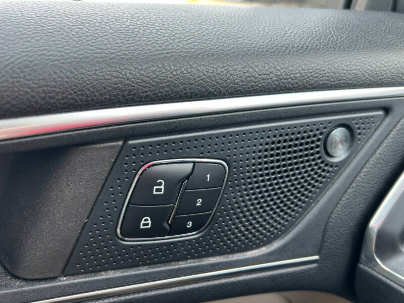 2023 Ford Edge Titanium