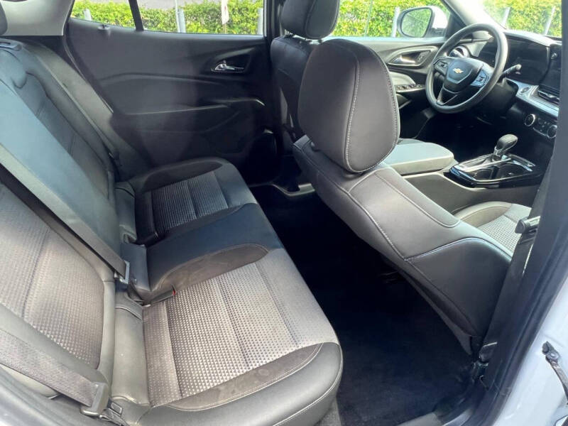 2024 Chevrolet Trax LT