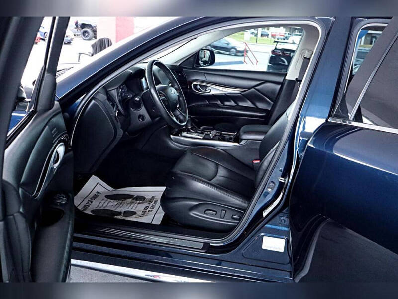 2018 Infiniti Q70L 3.7 Luxe