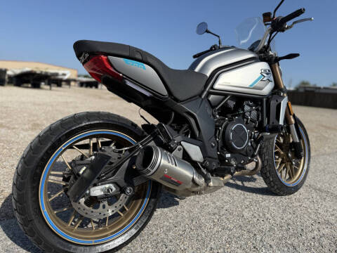 2022 CFMoto 700CL-X Sport