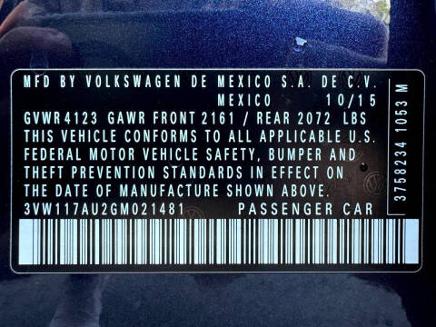 2016 Volkswagen Golf TSI S