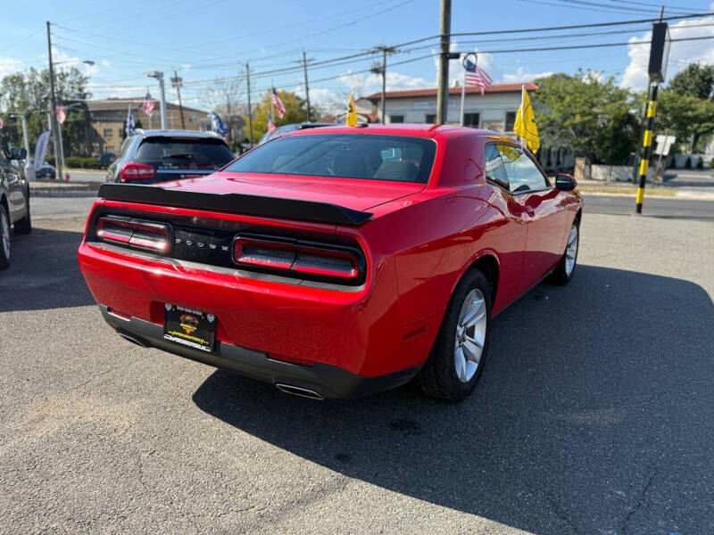 2023 Dodge Challenger SXT