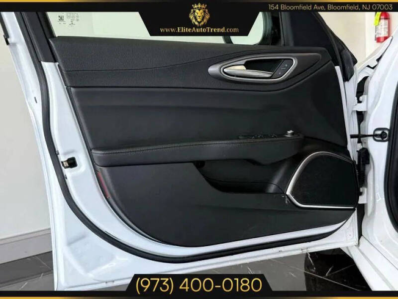 2022 Alfa Romeo Giulia Veloce