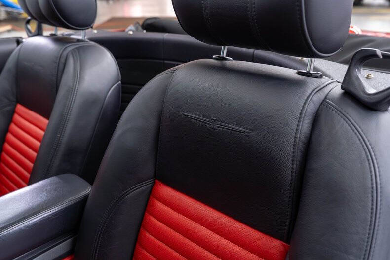 2003 Ford Thunderbird