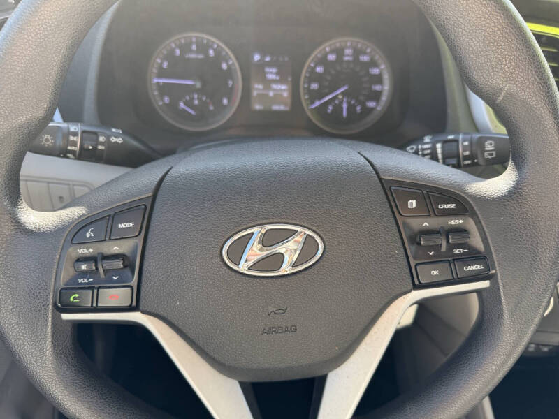 2016 Hyundai Tucson SE