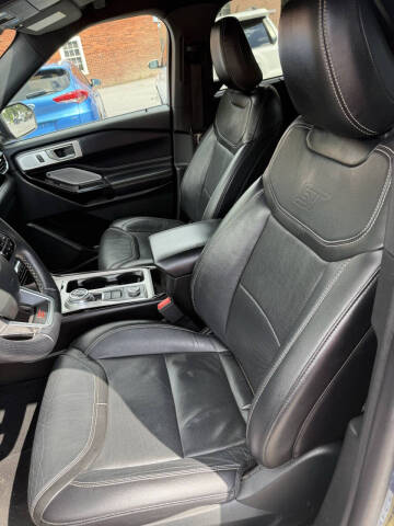 2021 Ford Explorer ST