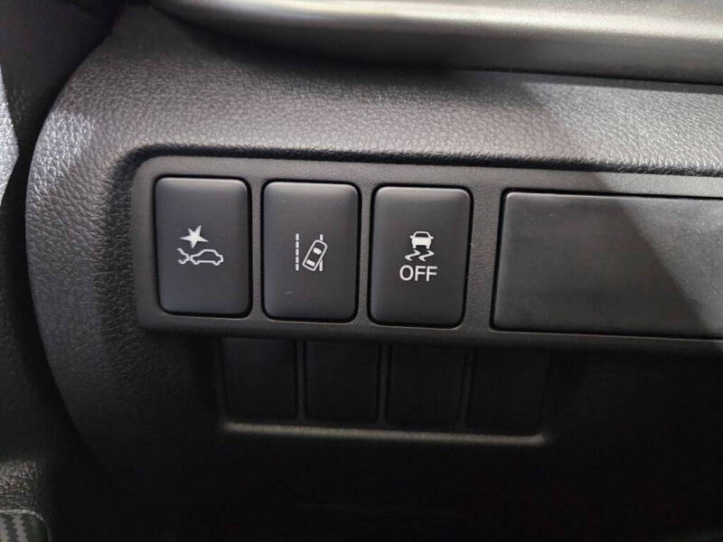 2024 Mitsubishi Eclipse Cross ES