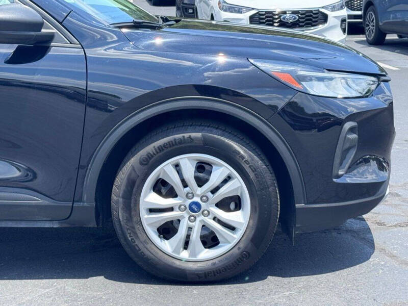 2024 Ford Escape