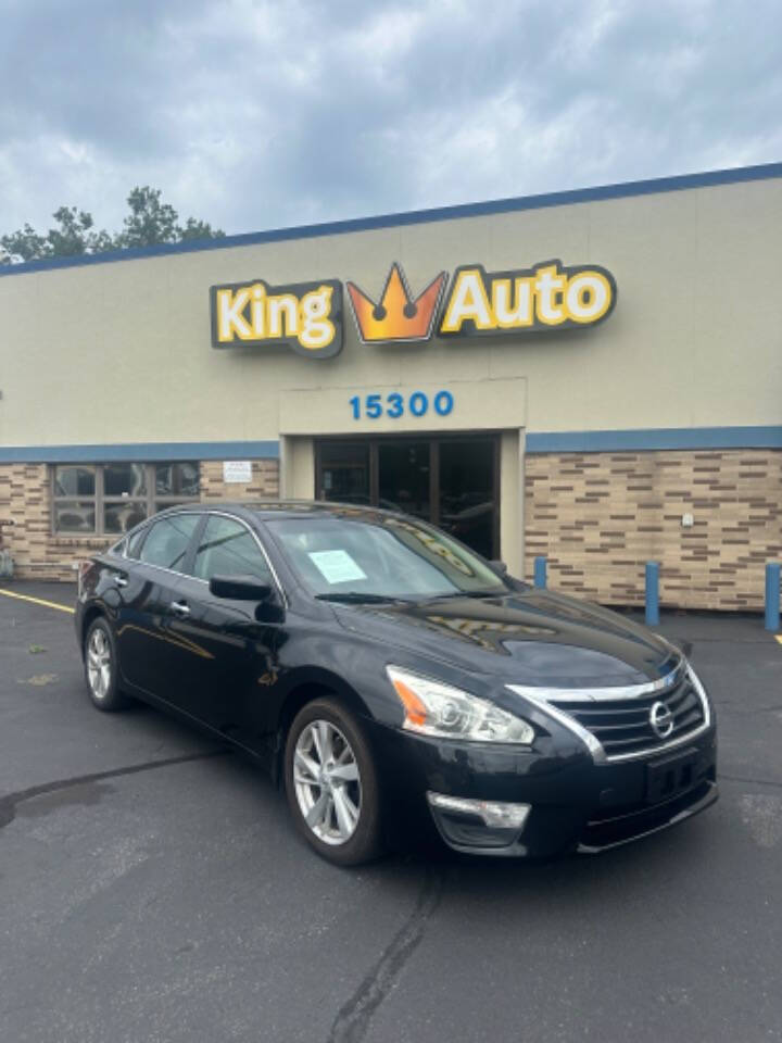 2014 Nissan Altima for sale at KING AUTO in Cleveland, OH