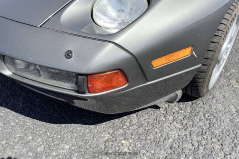 1988 Porsche 928 S4