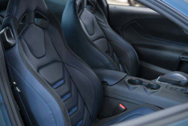 2025 Ford Mustang Dark Horse