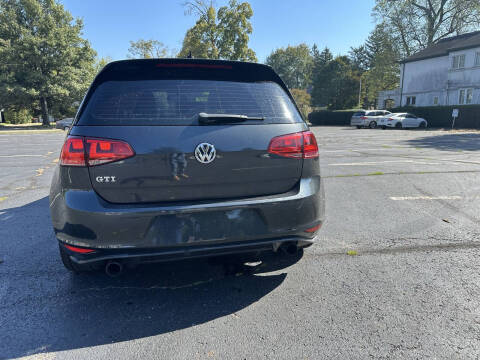 2015 Volkswagen Golf GTI SE