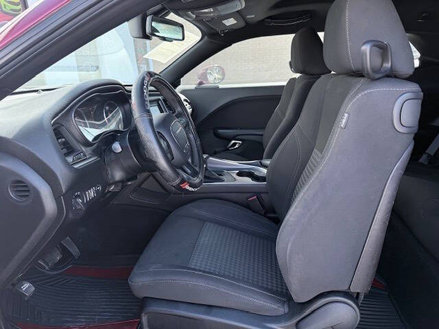 2019 Dodge Challenger SXT