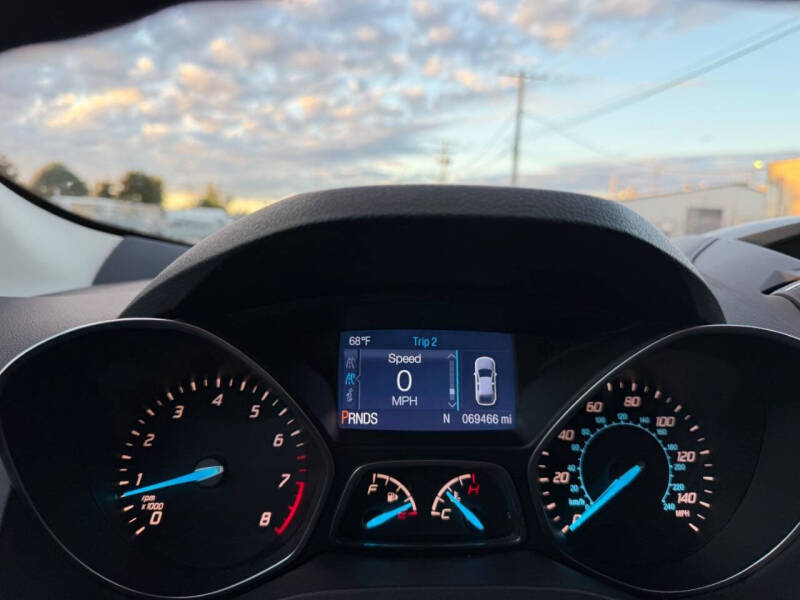 2015 Ford Escape S